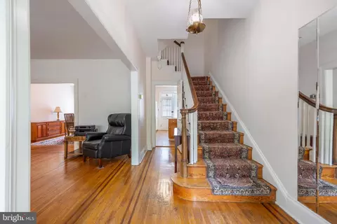 3936 Cloverhill Rd, Baltimore, MD 21218 photo 3