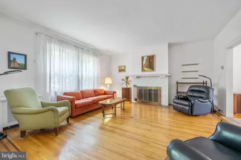 3936 Cloverhill Rd, Baltimore, MD 21218 photo 5