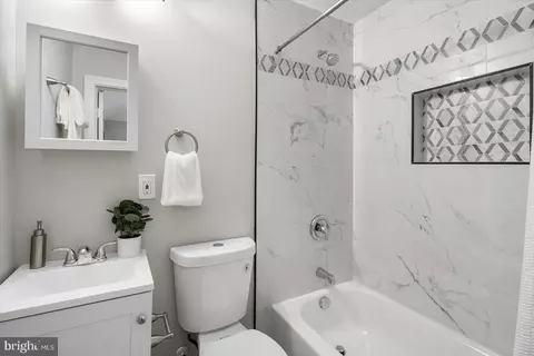 607 Stamford Rd, Baltimore, MD 21229 photo 24