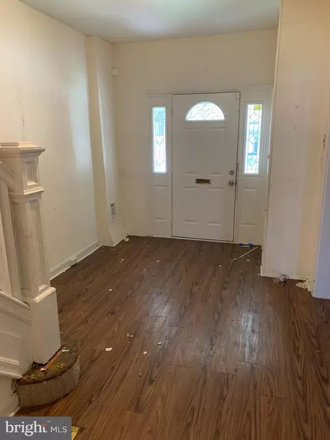 Entry Way - 2106 Rupp St, Baltimore, MD 21217 photo 2 of 4