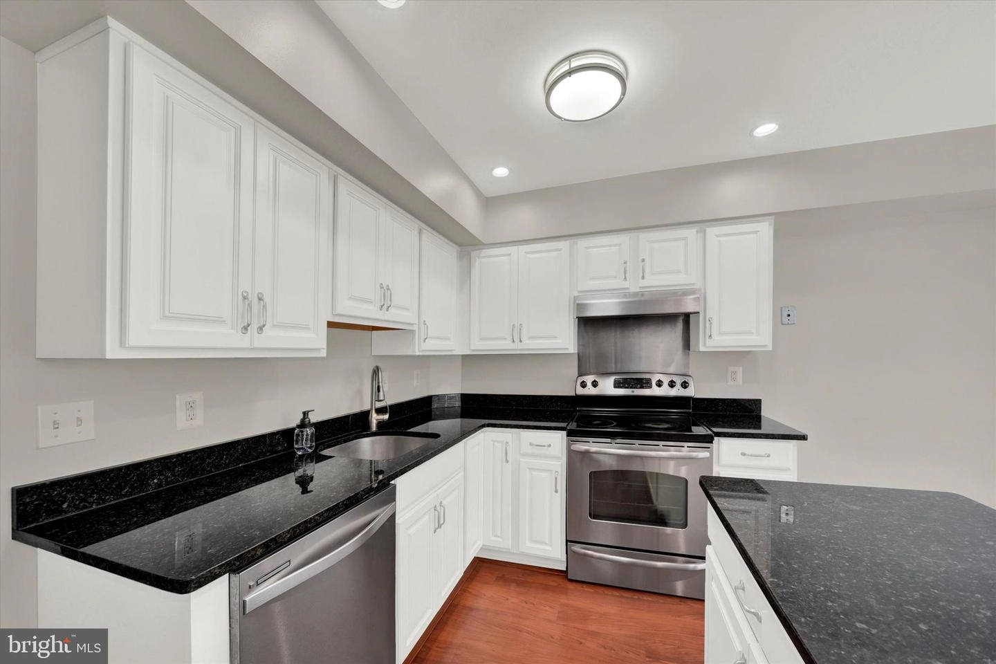 123 N Ann St, Baltimore, MD 21231 photo 4