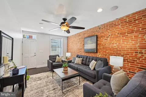 3317 Mueller St, Baltimore, MD 21224 photo 5