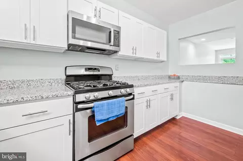 Kitchen - 5224 Downing Rd, Baltimore, MD 21212 photo 3 of 4