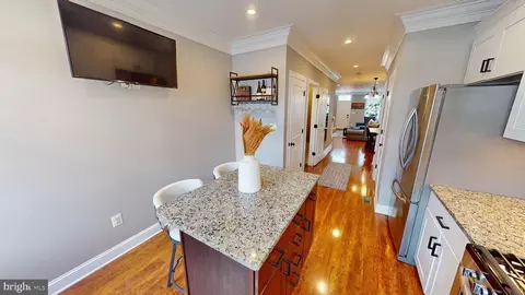 Entry Way - 3305 Odonnell St, Baltimore, MD 21224 photo 1 of 18