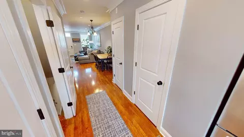 Entry Way - 3305 Odonnell St, Baltimore, MD 21224 photo 9 of 18