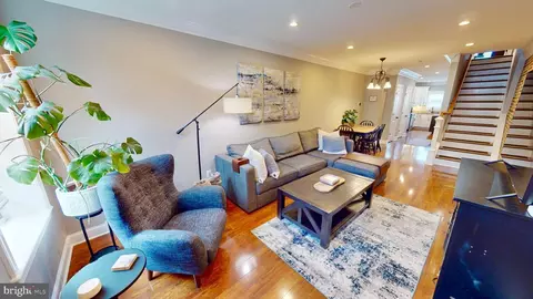 Entry Way - 3305 Odonnell St, Baltimore, MD 21224 photo 3 of 18