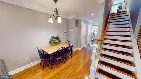 Entry Way - 3305 Odonnell St, Baltimore, MD 21224 photo 6 of 18