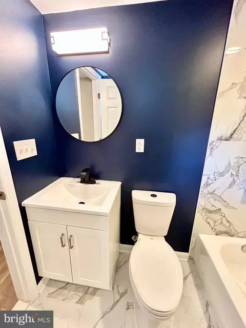 Bath - 1221 Walker Ave, Baltimore, MD 21239 photo 6 of 6