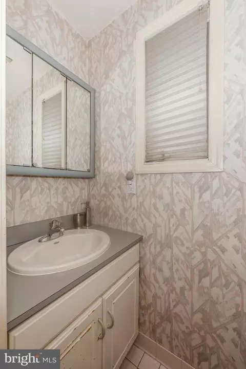 3821 Menlo Dr, Baltimore, MD 21215 photo 19