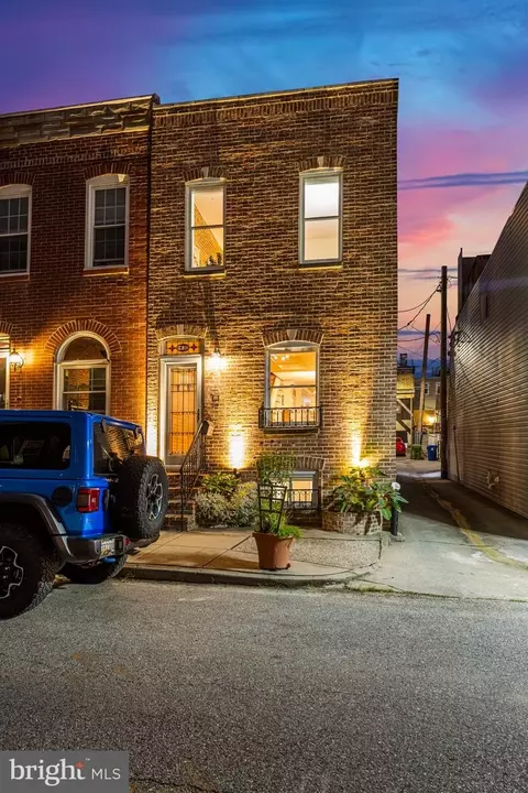 1430 Covington St, Baltimore, MD 21230