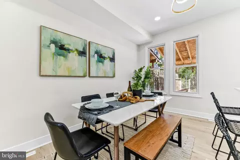 Dining - 339 Marydell Rd, Baltimore, MD 21229 photo 2 of 2