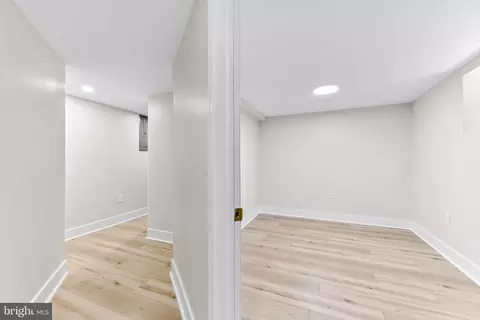 Entry Way - 339 Marydell Rd, Baltimore, MD 21229 photo 5 of 5