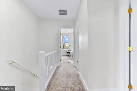 Entry Way - 339 Marydell Rd, Baltimore, MD 21229 photo 2 of 5