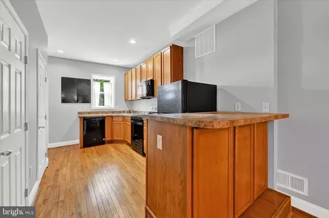 Kitchen - 349 Whitridge Ave, Baltimore, MD 21218 photo 2 of 4