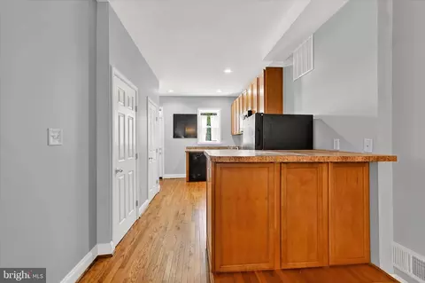 Entry Way - 349 Whitridge Ave, Baltimore, MD 21218 photo 2 of 3