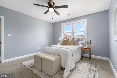 Bedroom - 1214 Glenhaven Rd, Baltimore, MD 21239 photo 3 of 5