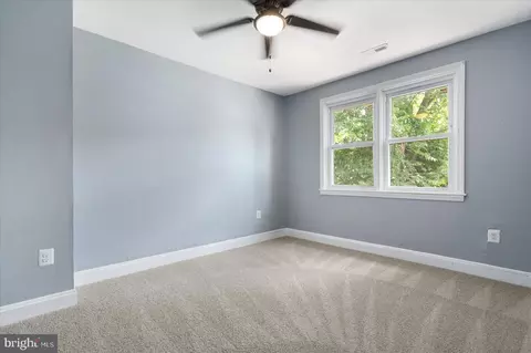 Bedroom - 1214 Glenhaven Rd, Baltimore, MD 21239 photo 4 of 5