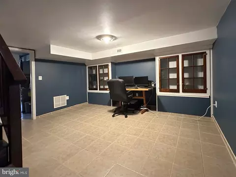 409 E 28th St E, Baltimore, MD 21218 photo 28