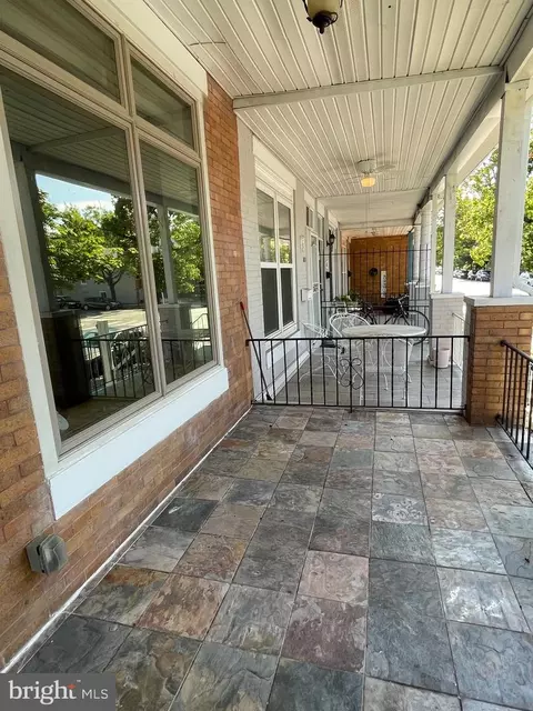 409 E 28th St E, Baltimore, MD 21218 photo 4