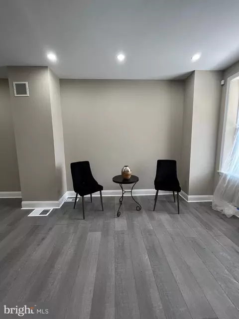 Entry Way - 2728 E Chase St, Baltimore, MD 21213 photo 1 of 1