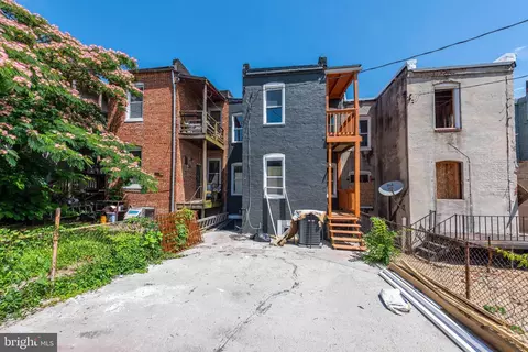 Exterior - 2809 Baker St, Baltimore, MD 21216 photo 2 of 3