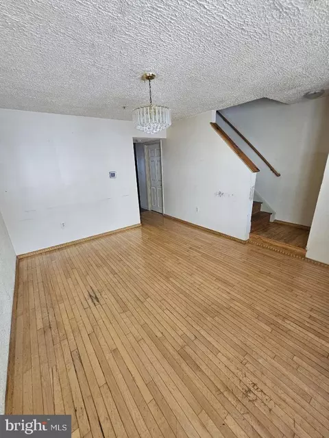Living - 224 Aisquith St, Baltimore, MD 21202 photo 1 of 3