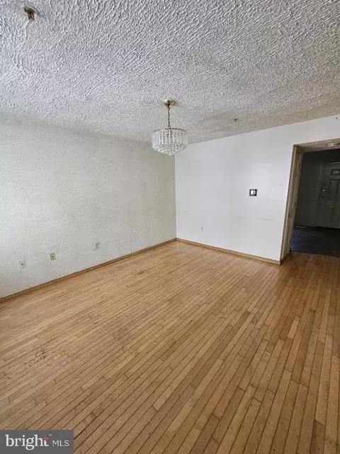 Living - 224 Aisquith St, Baltimore, MD 21202 photo 2 of 3