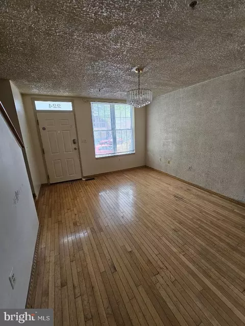 Living - 224 Aisquith St, Baltimore, MD 21202 photo 3 of 3