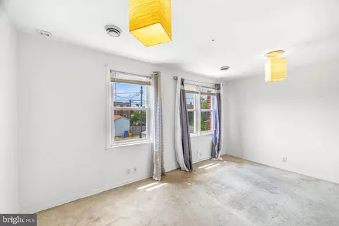 704 Umbra St, Baltimore, MD 21224 photo 8