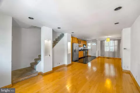 704 Umbra St, Baltimore, MD 21224 photo 6