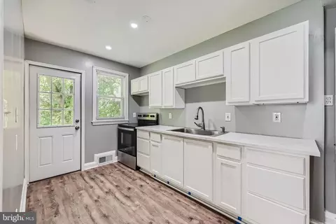 2209 Echodale Ave, Baltimore, MD 21214 photo 9