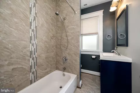Bath - 4618 Kavon Ave, Baltimore, MD 21206 photo 2 of 2