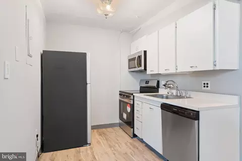 Kitchen - 1 E Chase St #709, Baltimore, MD 21202 photo 2 of 3