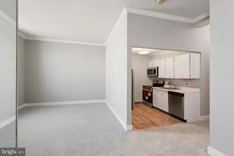 Living - 1 E Chase St #709, Baltimore, MD 21202 photo 7 of 10