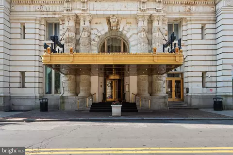 1 E Chase St #709, Baltimore, MD 21202