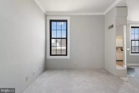 Living - 1 E Chase St #709, Baltimore, MD 21202 photo 5 of 10