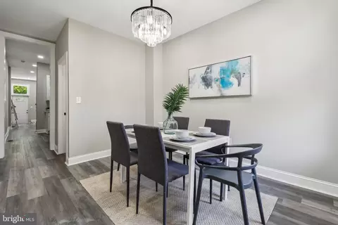 Dining - 2802 Auchentoroly Ter, Baltimore, MD 21217 photo 2 of 3