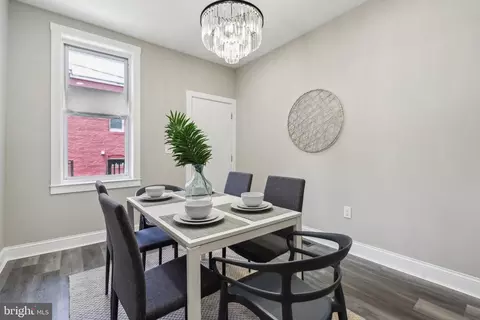 Dining - 2802 Auchentoroly Ter, Baltimore, MD 21217 photo 3 of 3