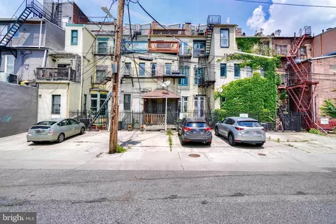 Exterior - 11 W Biddle St #11B, Baltimore, MD 21201 photo 1 of 1