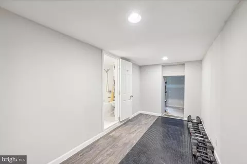 Entry Way - 616 E 36th St, Baltimore, MD 21218 photo 7 of 9