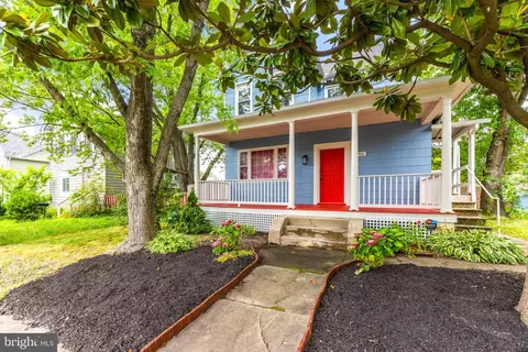 Exterior - 2702 Hamilton Ave, Baltimore, MD 21214 photo 5 of 8
