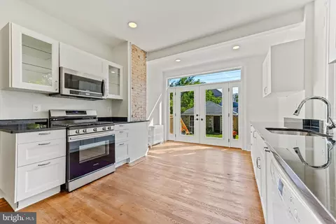 Kitchen - 2702 Hamilton Ave, Baltimore, MD 21214 photo 1 of 3