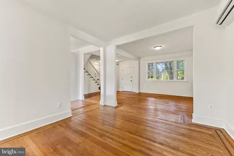 Living - 2702 Hamilton Ave, Baltimore, MD 21214 photo 1 of 2