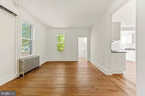 Living - 2702 Hamilton Ave, Baltimore, MD 21214 photo 2 of 2