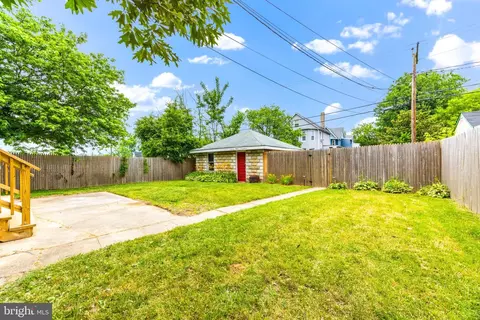 Exterior - 2702 Hamilton Ave, Baltimore, MD 21214 photo 4 of 8