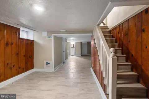 Entry Way - 3942 Belvieu Ave, Baltimore, MD 21215 photo 5 of 6