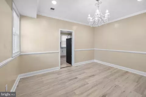 Entry Way - 3942 Belvieu Ave, Baltimore, MD 21215 photo 1 of 6