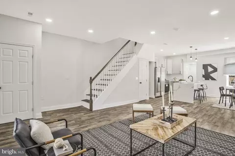633 Linnard St, Baltimore, MD 21229 photo 3