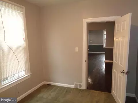 Entry Way - 734 Denison St, Baltimore, MD 21229 photo 6 of 6
