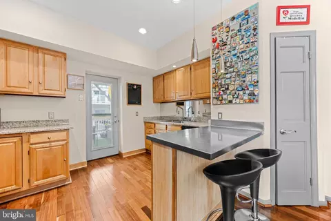 1701 Jackson St, Baltimore, MD 21230 photo 7